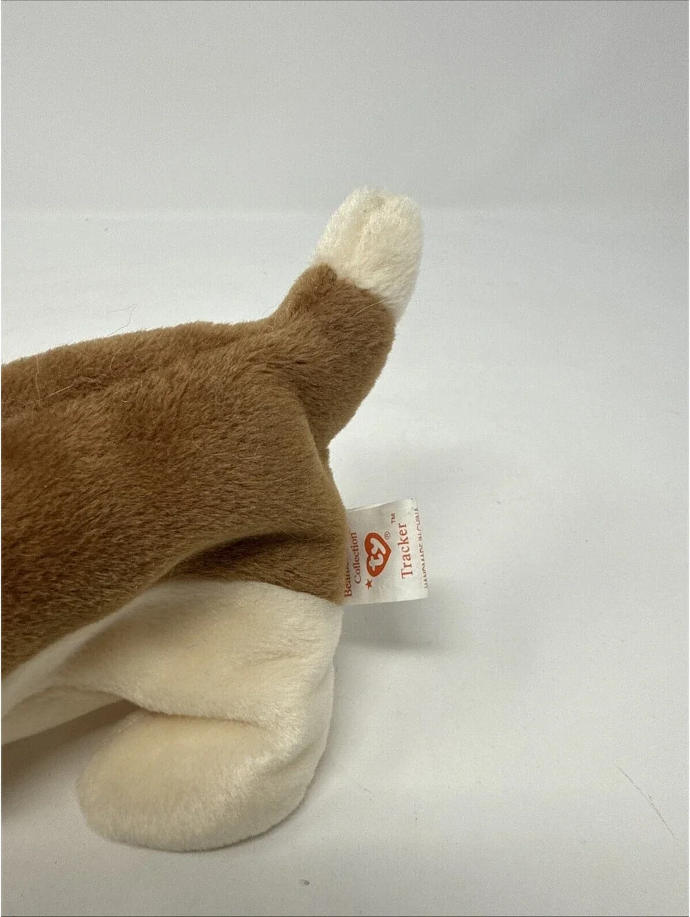 Ty Beanie Babies Tracker Basset Hound Plush w/ Heart Tag, Retired Vintage 1997